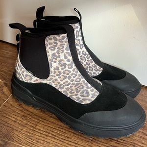 Vans! Sneaker boot ! Cheetah print
